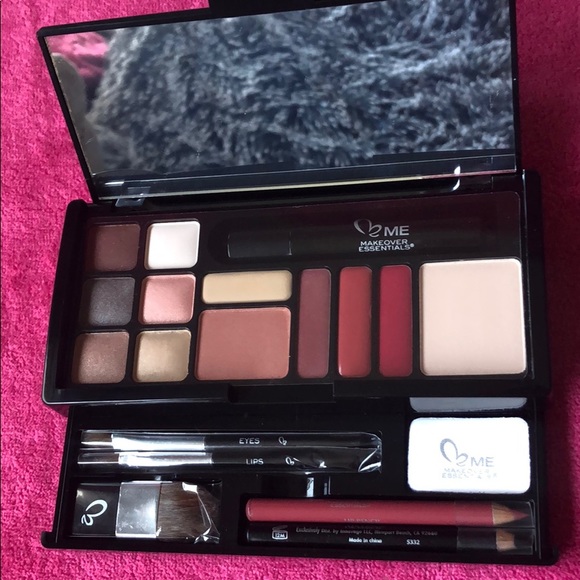 🧚🏻‍♀️Me Makeover Essentials Kit🧜🏻‍♀️ - Picture 4 of 6